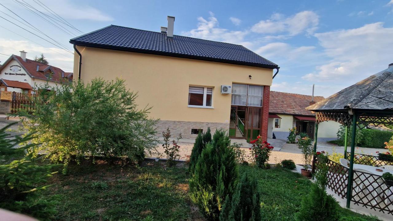 Inna Apartman Hévíz Esterno foto
